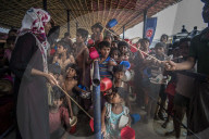 NEWS - Bangladesh: Rohingya Flüchtlinge bereiten sich auf den Monsun vor
