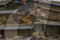 NEWS - Bangladesh: Rohingya Flüchtlinge bereiten sich auf den Monsun vor