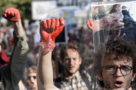 NEWS - Nantes: Gewalttätige Demo gegen Polizeigewalt