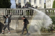 NEWS - Nantes: Gewalttätige Demo gegen Polizeigewalt