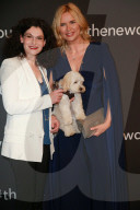 PEOPLE - Amber Valletta und Cara Delevingne beim Douglas Redcarpet Event in Berlin