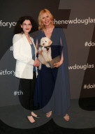 PEOPLE - Amber Valletta und Cara Delevingne beim Douglas Redcarpet Event in Berlin
