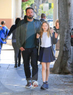 EXKLUSIV - Ben Affleck geht mit seiner Tochter ein Eis essen