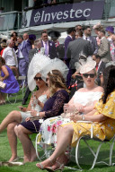 FEATURE - Pferederennen in Epsom - Impressionen