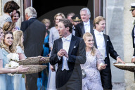 PEOPLE - Die schwedischen Royals an der Hochzeit von Louise Gottlieb und Gustav Thott