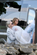 PEOPLE - Die schwedischen Royals an der Hochzeit von Louise Gottlieb und Gustav Thott