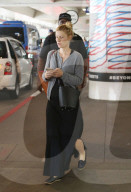 PEOPLE - Schwangere Claire Danes landet in Los Angeles