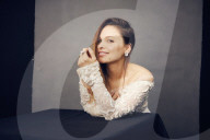 STUDIO - Mina Tander