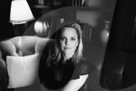 STUDIO - Mena Suvari