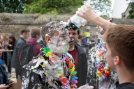 FEATURE - Diese Oxford Studenten feiern ihren Abschluss