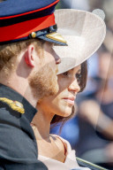 PEOPLE - Meghan Markle an Harrys Seite bei der Parade Trooping The Colour