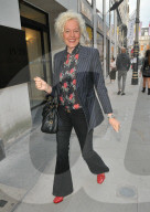 PEOPLE - Promis an der Eröffnung von Stella McCartneys Flagship Store in London