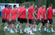 WM 2018 - Letzte Vorbereitungen: Reisen, PK, Trainings, Fans