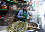 REPORTAGE - China: Reis Dumpling Herstellung