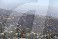 EXKLUSIV - Promi Villen bei Beverly Hills von Waldbränden bedroht