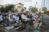 NEWS - Eid al-Fitr: Fastenbrechen am Ende des Ramadans