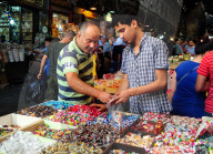NEWS - Eid al-Fitr: Fastenbrechen am Ende des Ramadans
