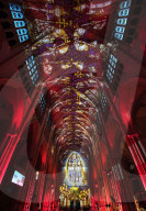 NEWS - York: 'Northern Lights Installation' im Dom