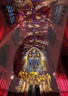 NEWS - York: 'Northern Lights Installation' im Dom