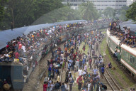 NEWS - Eid al-Fitr: Verreisen zum Fest des Fastenbrechens in Bangladesch