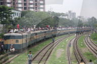 NEWS - Eid al-Fitr: Verreisen zum Fest des Fastenbrechens in Bangladesch