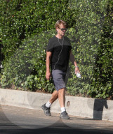 PEOPLE - Stars sportlich unterwegs