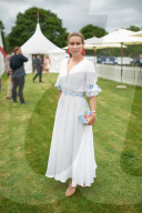 PEOPLE - Die Queen mit Promis am 'Cartier Queen's Cup' in Windsor