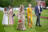 PEOPLE - Die Queen mit Promis am 'Cartier Queen's Cup' in Windsor