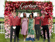 PEOPLE - Die Queen mit Promis am 'Cartier Queen's Cup' in Windsor