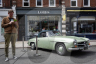 FEATURE - London: Classic und Supercar in St John's Wood 