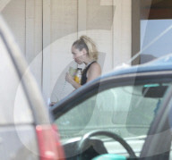 EXKLUSIV - Miley Cyrus und Liam Hemsworth: Ein gesundes Smoothie nach dem Yoga 