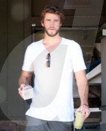 EXKLUSIV - Miley Cyrus und Liam Hemsworth: Ein gesundes Smoothie nach dem Yoga 