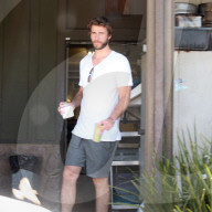 EXKLUSIV - Miley Cyrus und Liam Hemsworth: Ein gesundes Smoothie nach dem Yoga 