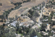 PEOPLE - Die Bauarbeiten an dem Anwesen von Kim Kardashian und Kanye West in Calabasas gehen weiter