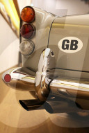 FEATURE - Der Aston Martin DB5 von James Bond aus 'Goldeneye' wird versteigert