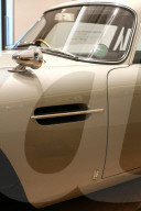 FEATURE - Der Aston Martin DB5 von James Bond aus 'Goldeneye' wird versteigert