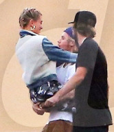 EXKLUSIV - Heftiges Geturtel: Justin Bieber und Hailey Baldwin