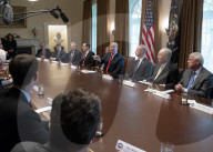 NEWS - USA: Donald Trump unterzeichnet Verfügung zum Stop der Familientrennungen