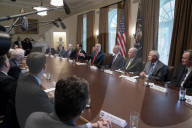 NEWS - USA: Donald Trump unterzeichnet Verfügung zum Stop der Familientrennungen