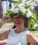 FEATURE - Hutparade am Royal Ascot