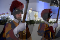 NEWS - Papst Franziskus besucht die Schweiz