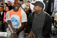 PEOPLE - Virgil Abloh und Kanye West sitzen in der Front Row bei der Modeshow von Alyx in Paris 
