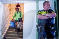 NEWS - Holland: Polizeiliche Räumung der Migranten-Unterstützungsgruppe 'Wir sind hier' 