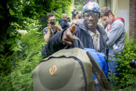 NEWS - Holland: Polizeiliche Räumung der Migranten-Unterstützungsgruppe 'Wir sind hier' 