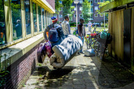 NEWS - Holland: Polizeiliche Räumung der Migranten-Unterstützungsgruppe 'Wir sind hier' 