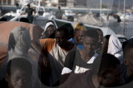 NEWS - Spanien: Knapp 500 Flüchtlinge vor Mottril gerettet 