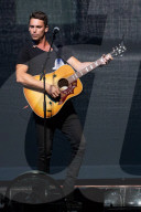 PEOPLE - Bastian Baker singt in Florida