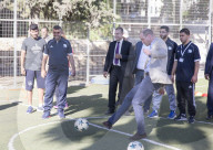 PEOPLE - Prinz William spielt Fussball in Ramallah