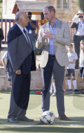PEOPLE - Prinz William spielt Fussball in Ramallah