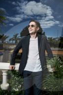 PORTRAIT - Topher Grace